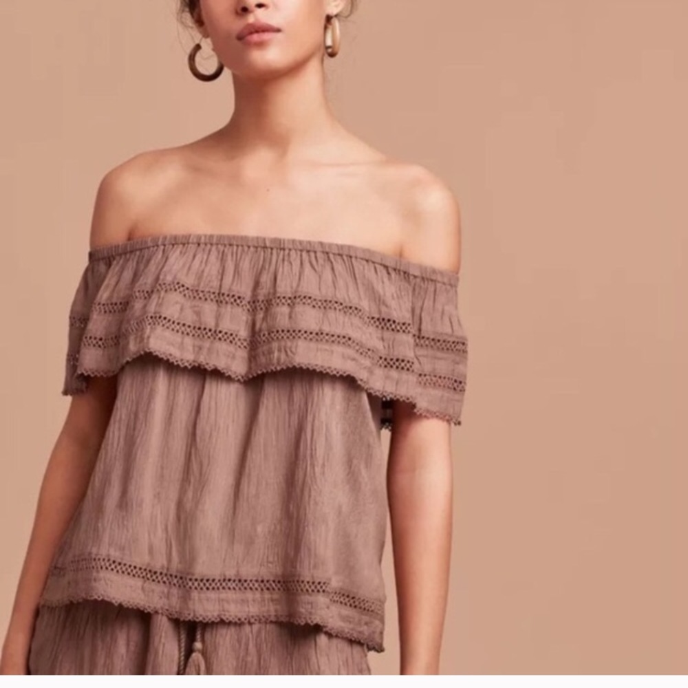 Wilfred Hollande Blouse NWOT